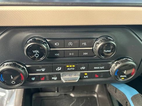 Used 2022 Ford Bronco Wildtrak AWD/4WD image 21