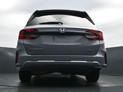 Used 2025 Honda Odyssey Sport-L image 29