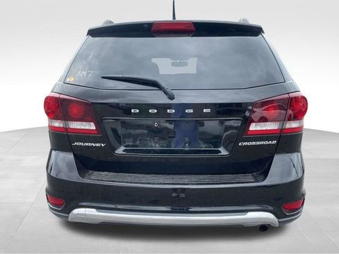Used 2016 Dodge Journey Crossroad FWD image 3