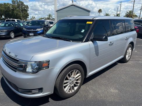 Used 2016 Ford Flex SEL w/ Equipment Group 202A FWD image 3