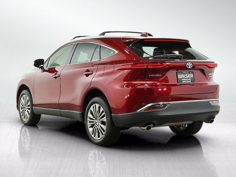 Used 2021 Toyota Venza Limited w/ Advanced Technology Package AWD/4WD image 3