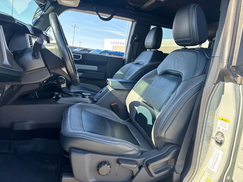 Used 2021 Ford Bronco First Edition AWD/4WD image 22