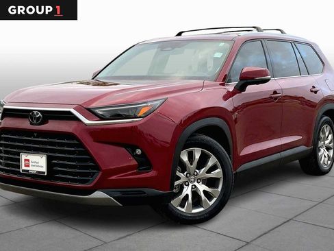 Used 2024 Toyota Grand Highlander Limited image 1