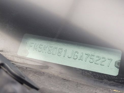 Used 2018 Ford Explorer XLT w/ Equipment Group 202A image 33