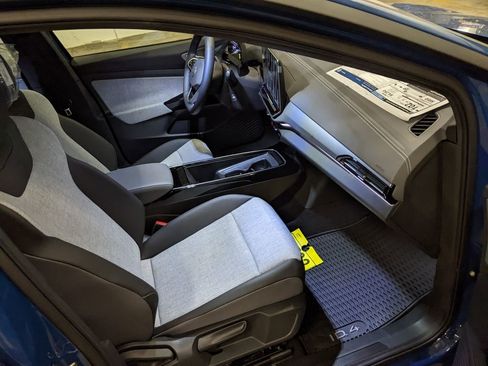 New 2026 Volkswagen ID.4 Pro AWD/4WD image 21