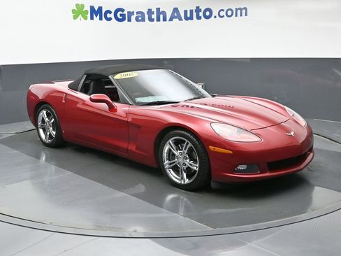 Used 2008 Chevrolet Corvette Convertible w/ Preferred Equipment Group image 2