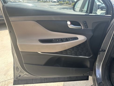 Used 2019 Hyundai Santa Fe AWD image 6