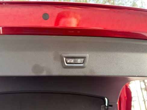 Used 2021 BMW X4 xDrive30i w/ M Sport Package image 20