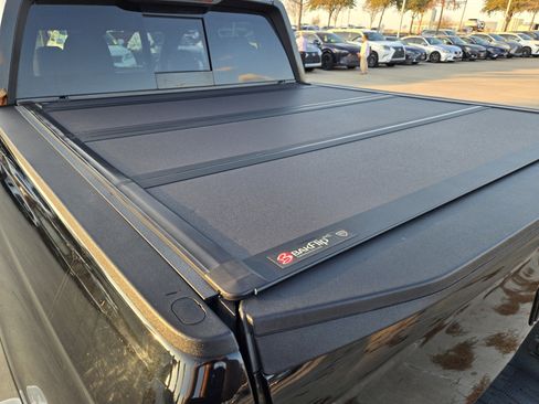 Used 2023 Honda Ridgeline Black Edition image 35