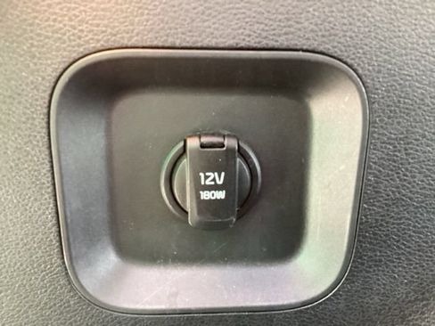 Used 2025 Kia Sportage LX FWD image 12
