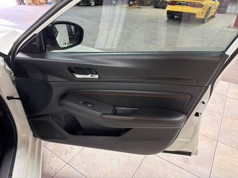 Used 2021 Nissan Altima 2.5 SR image 22