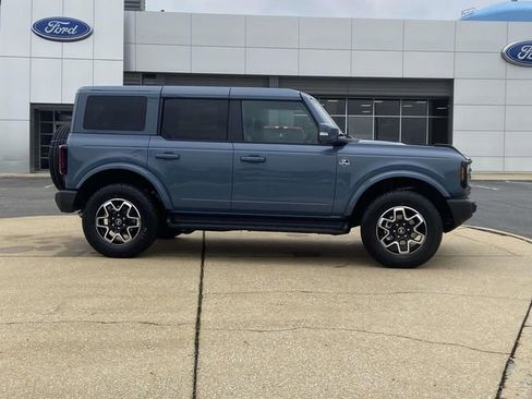 New 2025 Ford Bronco Outer Banks AWD/4WD image 2