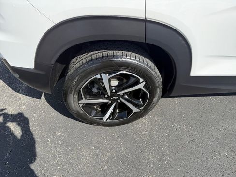 Certified 2023 Chevrolet TrailBlazer RS AWD/4WD image 29