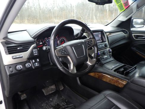 Used 2015 GMC Yukon Denali AWD/4WD image 18