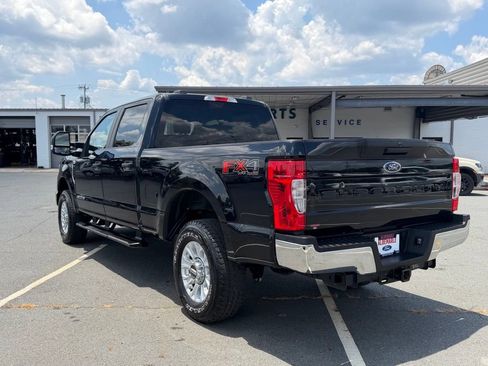 Used 2022 Ford F250 XL w/ STX Appearance Package AWD/4WD image 6