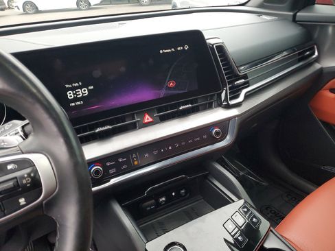 Certified 2023 Kia Sportage SX Prestige image 28