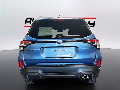 Used 2025 Subaru Forester Limited AWD/4WD image 6