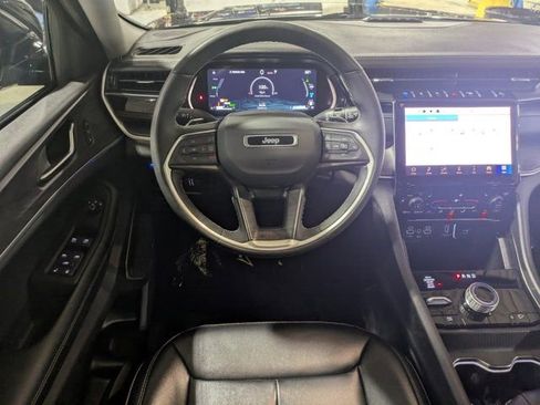 Used 2024 Jeep Grand Cherokee Limited 4xe image 14