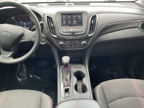 Certified 2023 Chevrolet Equinox RS image 2