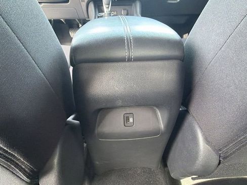 Used 2021 Nissan Sentra SV image 25