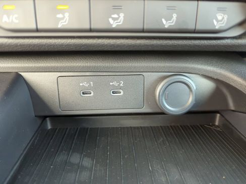 New 2026 Nissan Sentra SV w/ Floor Mat Package FWD image 33