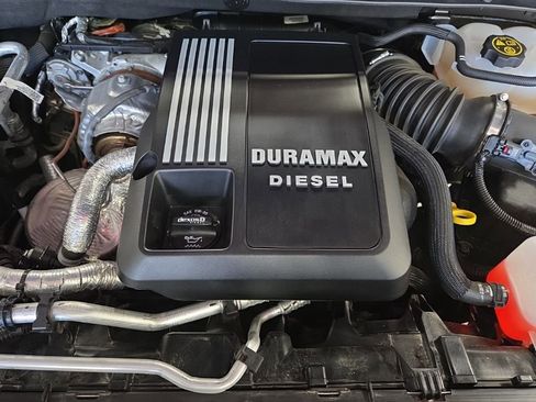 Used 2023 Chevrolet Silverado 1500 RST image 44