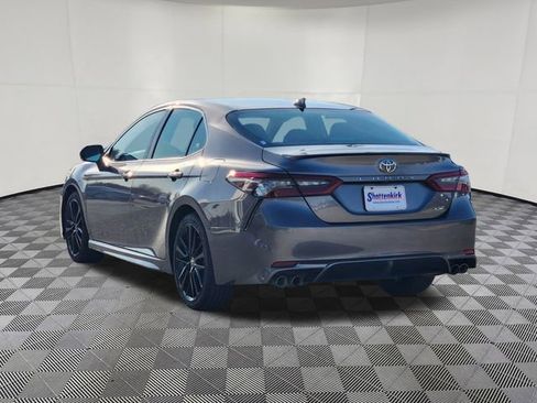 Used 2024 Toyota Camry XSE FWD image 3
