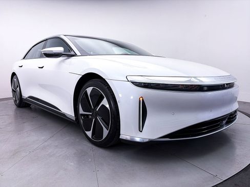 Used 2023 Lucid Air Touring AWD/4WD image 11