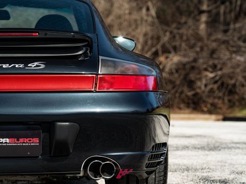 Used 2004 Porsche 911 Carrera 4S image 28