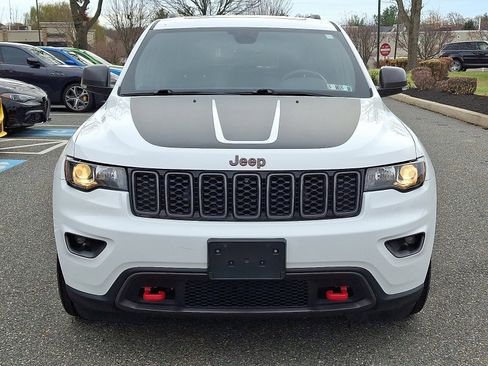 Used 2020 Jeep Grand Cherokee Trailhawk image 2