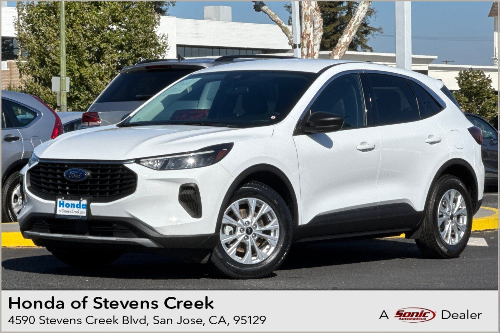 Used 2023 Ford Escape Active FWD image 1