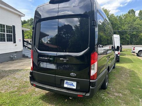 Used 2023 Ford Transit 250 148 High Roof Extended RWD image 4