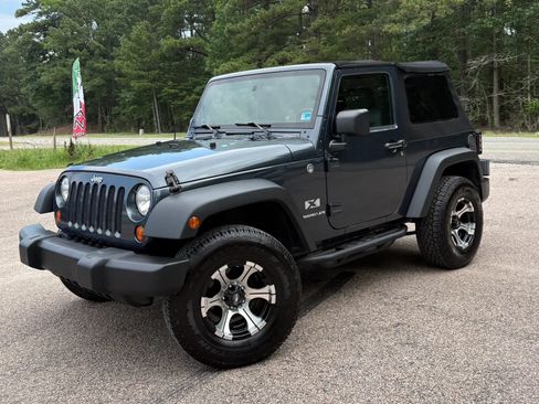 Used 2008 Jeep Wrangler X AWD/4WD image 2