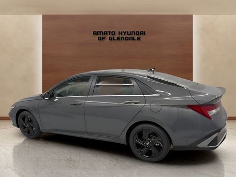 New 2026 Hyundai Elantra SEL Sport Premium FWD image 2