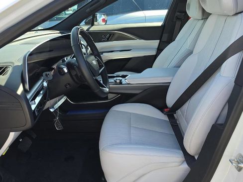 Used 2024 Cadillac Lyriq Sport w/ LPO, Floor Liner Package AWD/4WD image 11