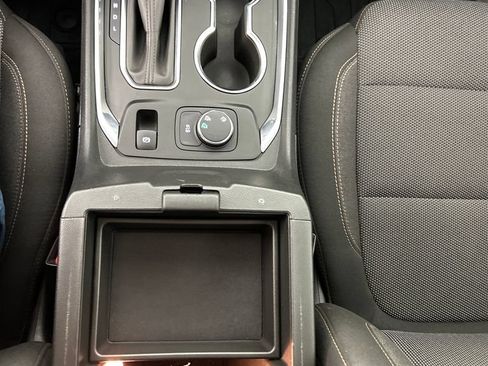 Used 2019 Chevrolet Traverse LT AWD/4WD image 15