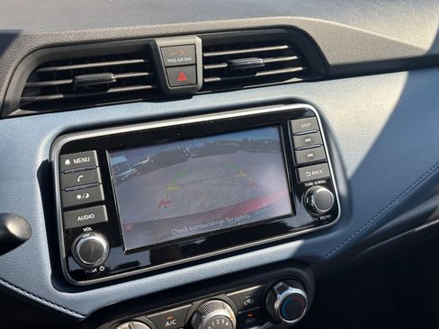 Used 2025 Nissan Versa SV image 22