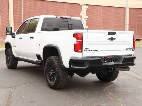 New 2026 Chevrolet Silverado 2500 ZR2 w/ LPO, Dark Essentials Package AWD/4WD image 6