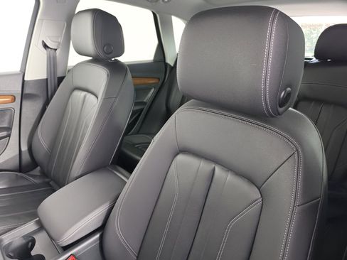 Certified 2023 Audi Q5 2.0T Premium Plus w/ Premium Plus Package AWD/4WD image 17