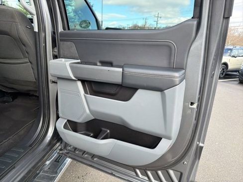 Used 2024 Ford F150 XLT image 25
