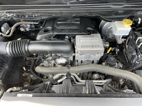 Used 2024 RAM 1500 Laramie image 30