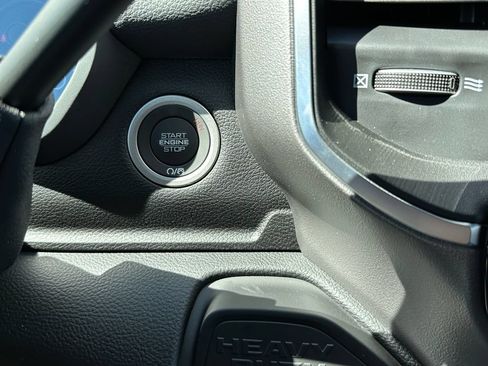 New 2026 RAM 2500 Big Horn AWD/4WD image 25