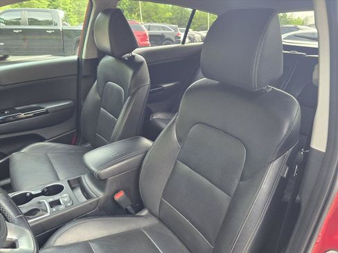 Used 2021 Kia Sportage EX w/ EX Technology Package AWD/4WD image 12