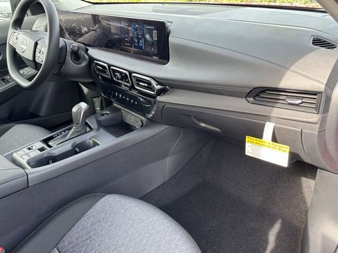New 2026 Nissan Sentra SV w/ Floor Mat Package FWD image 10