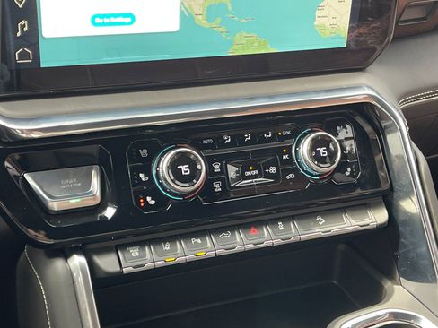 Used 2025 GMC Sierra 2500 Denali Ultimate image 23