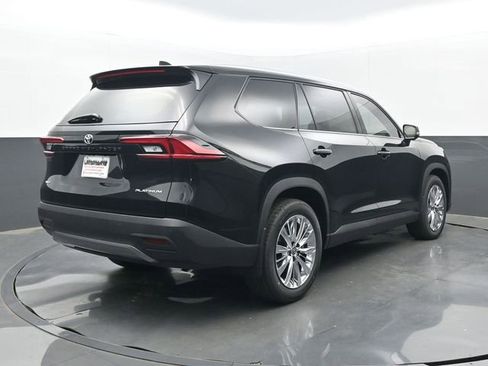 New 2026 Toyota Grand Highlander AWD image 22