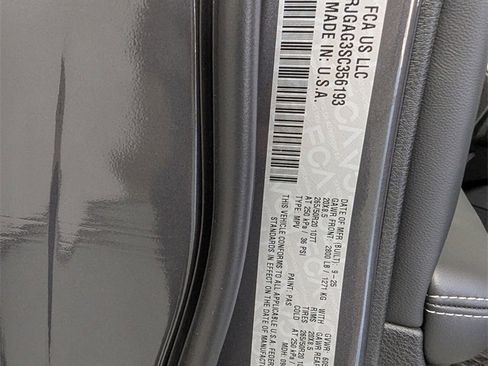 New 2025 Jeep Grand Cherokee Altitude image 29