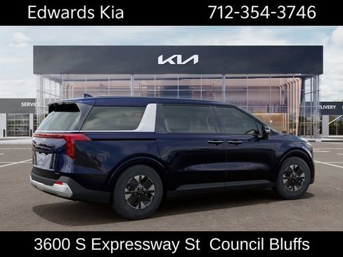 New 2026 Kia Carnival LXS FWD image 7