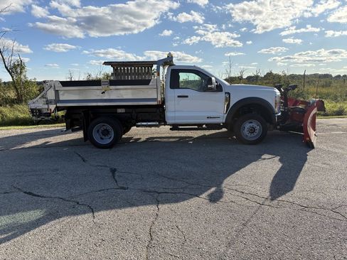 New 2025 Ford F550 4x4 Regular Cab Super Duty image 9