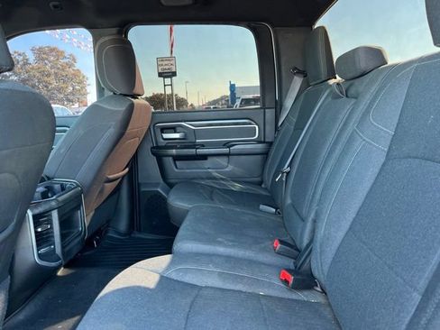 Used 2022 RAM 2500 Big Horn w/ Level 1 Equipment Group AWD/4WD image 12